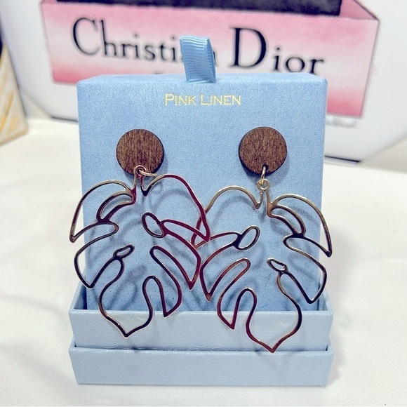 Large Banana Leaf earrings - Picture 5 of 5